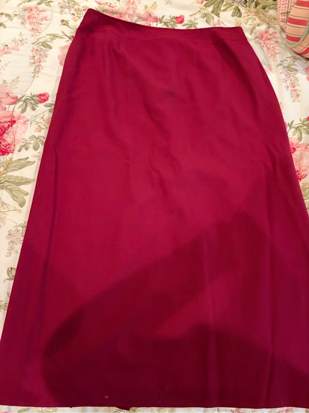 Talbots size 16 Classic Women’s Maroon Pencil Skirt